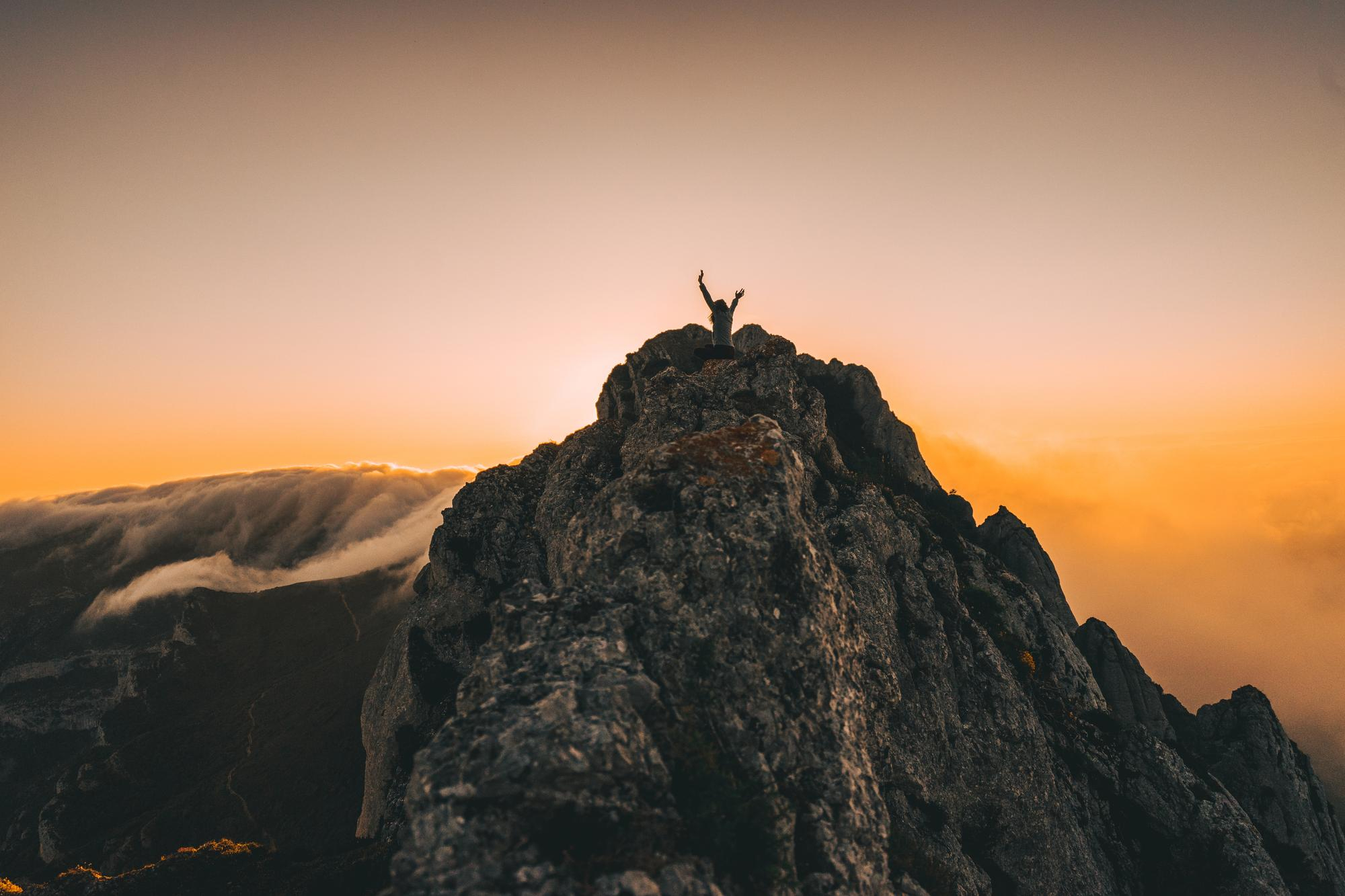 8 Strategies to Achieve Your Career Goals